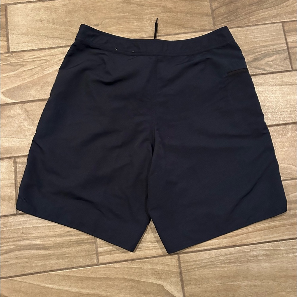Patagonia Men's Dark Blue Shorts - Picture 2 of 4